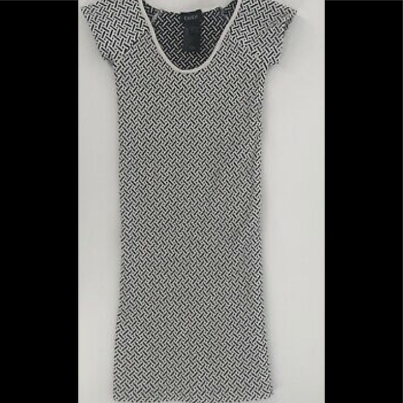 Bin 2C Bebe Black And White Short Sleeve Stretch Bodycon Dress Size M/L - Picture 3 of 9